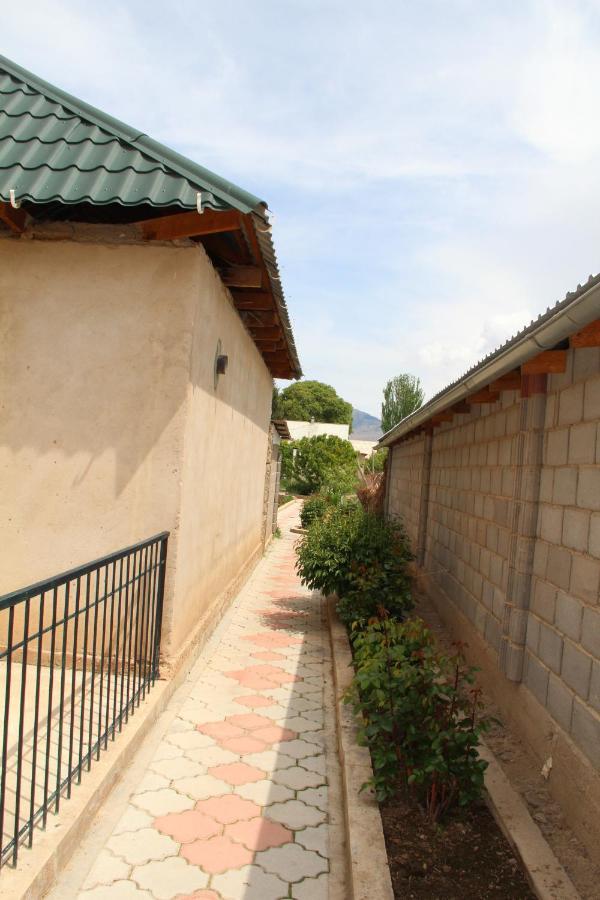 Guest House Semetei Bokonbayevo Buitenkant foto